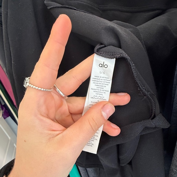 ALO Yoga Alosoft Backspin Skirt in Black - L - Picture 6 of 6